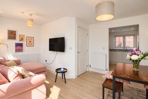 Lounge/Diner- click for photo gallery